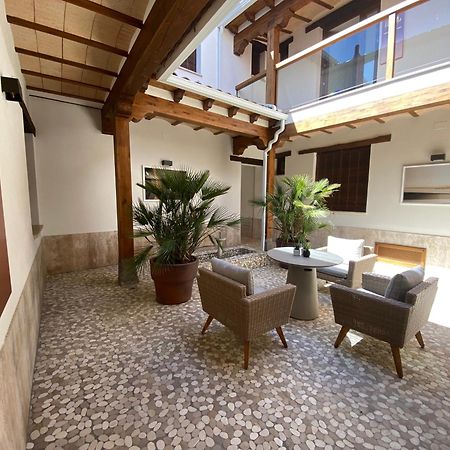 Ibsen Almagro Apartment Luaran gambar