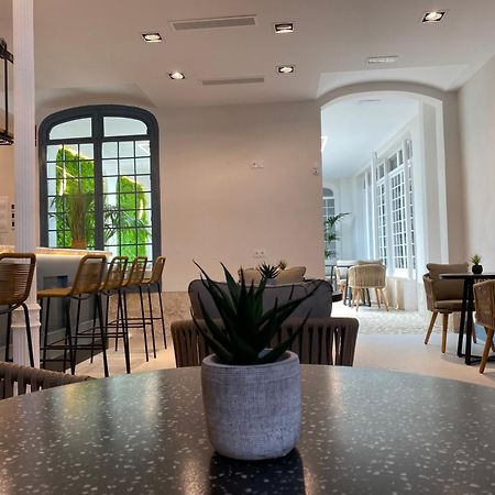 Ibsen Almagro Apartment Luaran gambar