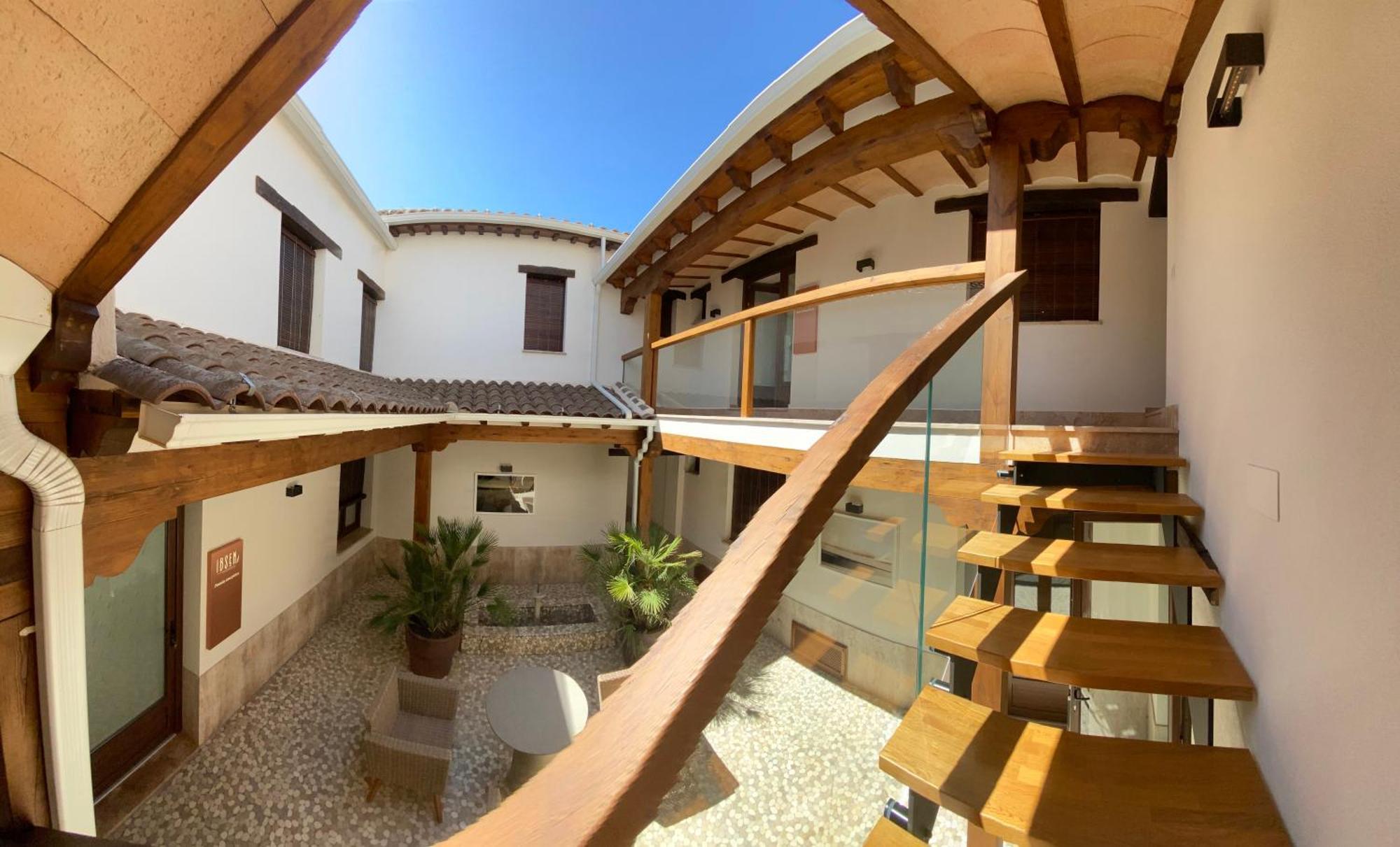 Ibsen Almagro Apartment Luaran gambar