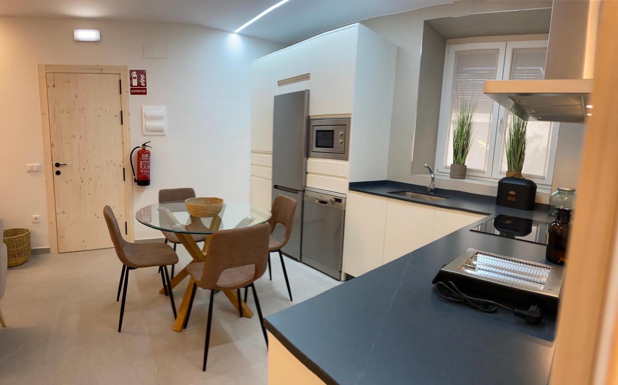 Ibsen Almagro Apartment Luaran gambar