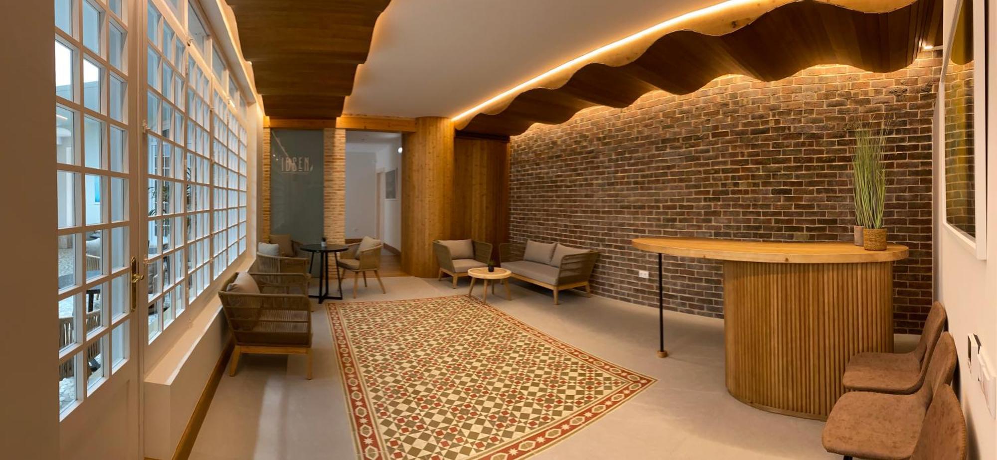 Ibsen Almagro Apartment Luaran gambar