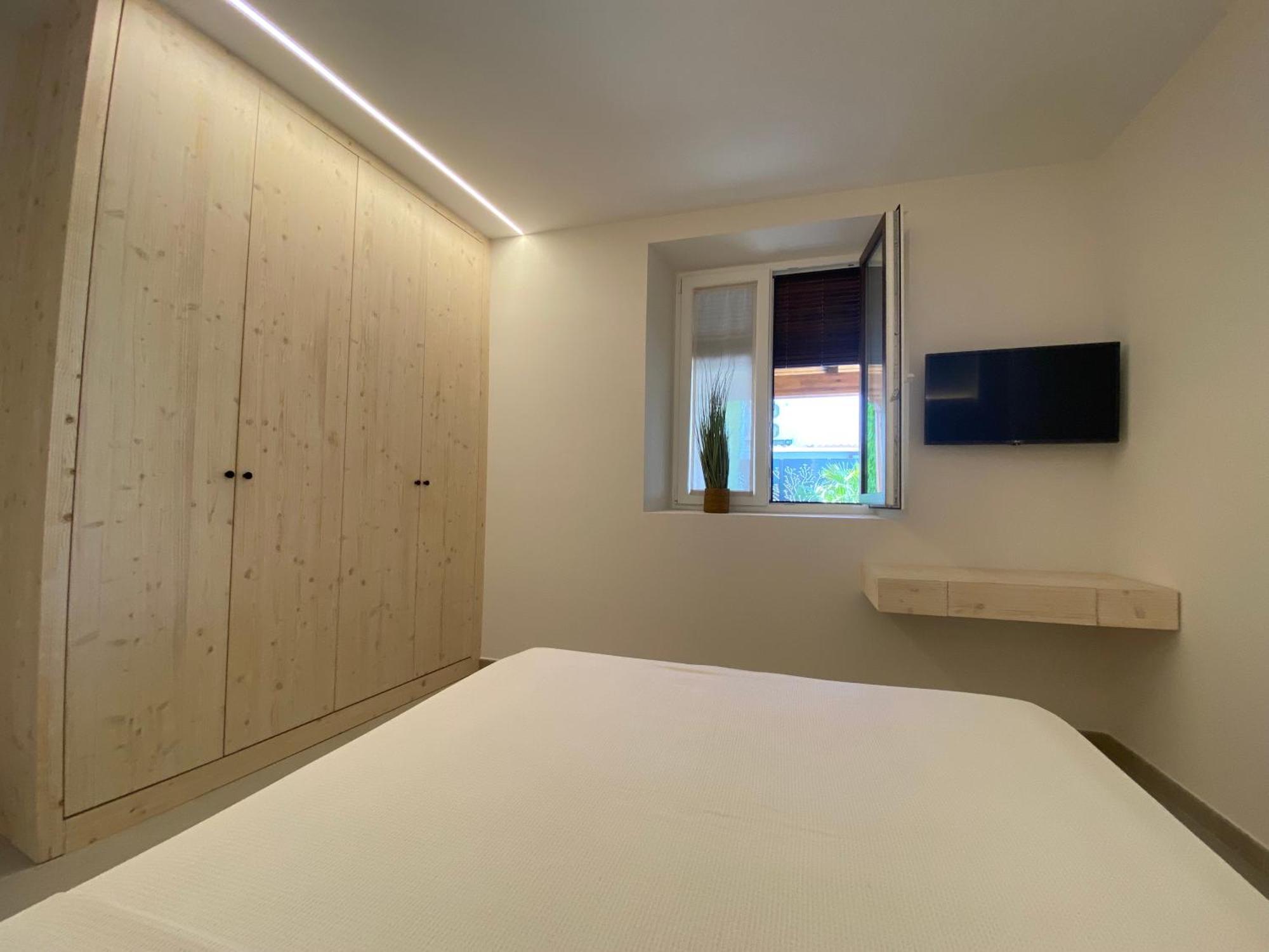 Ibsen Almagro Apartment Luaran gambar