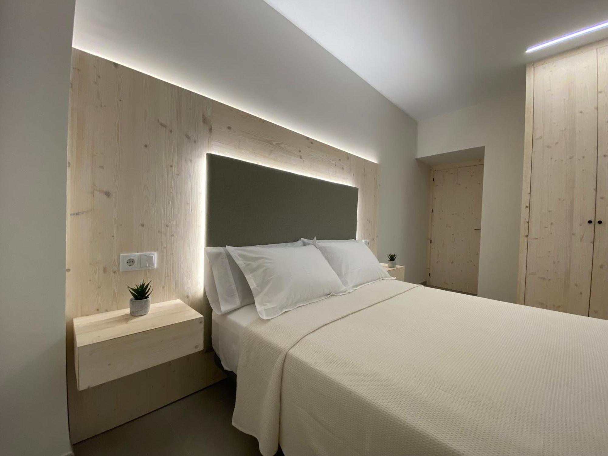 Ibsen Almagro Apartment Luaran gambar