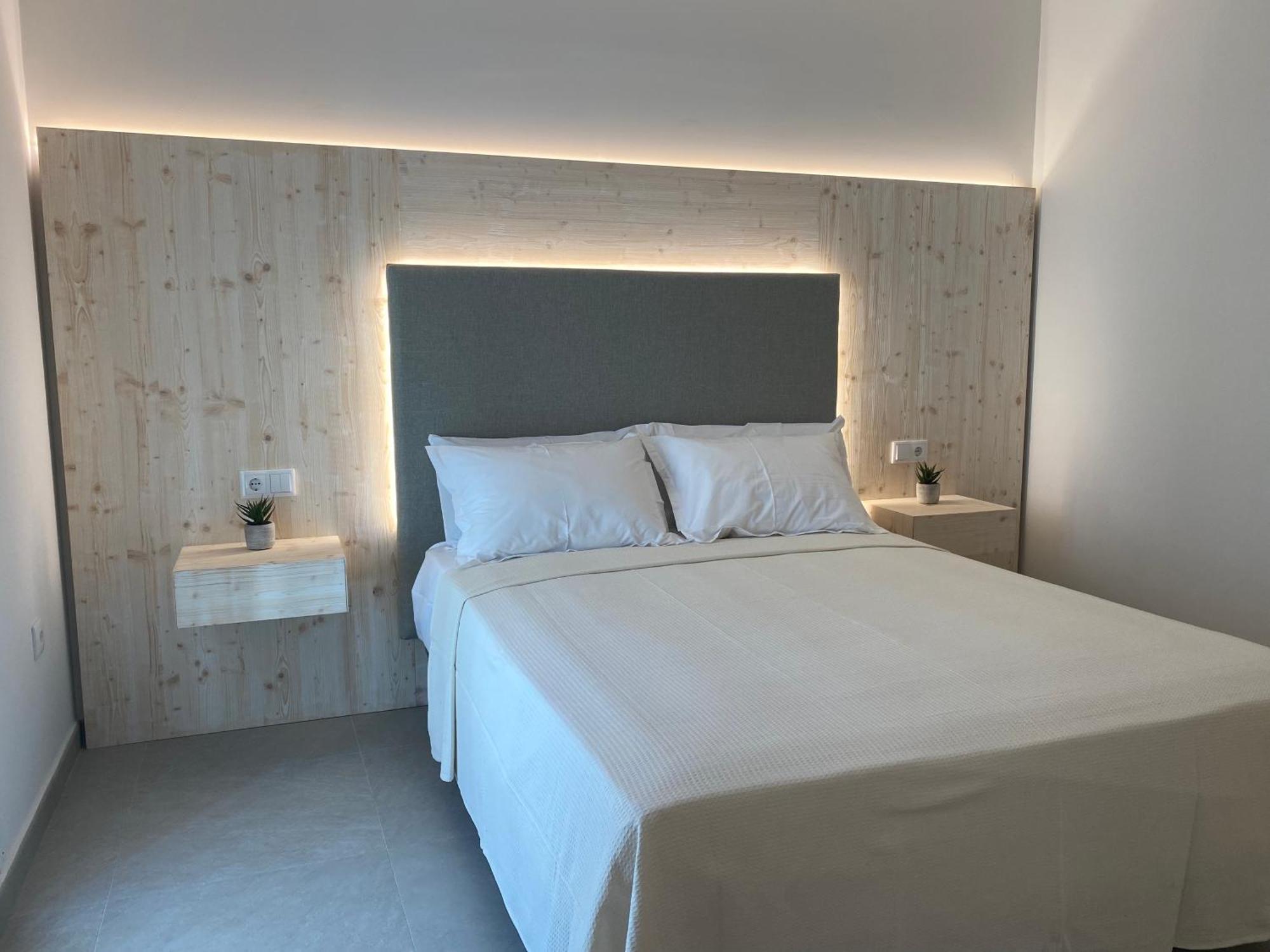 Ibsen Almagro Apartment Luaran gambar