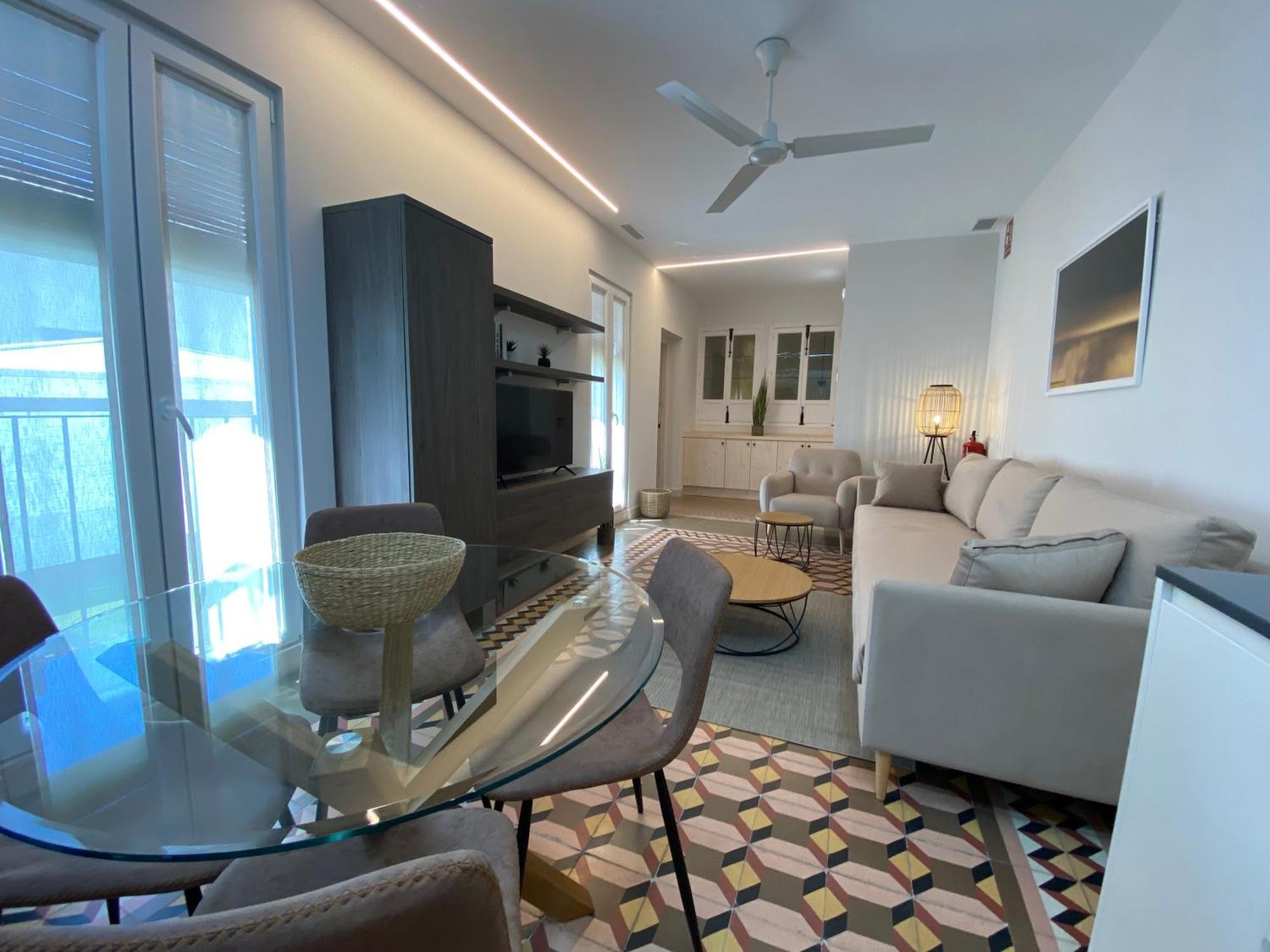 Ibsen Almagro Apartment Luaran gambar