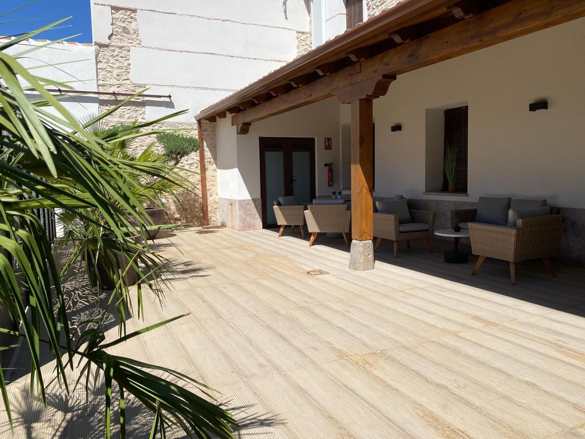 Ibsen Almagro Apartment Luaran gambar